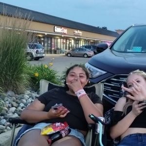 Meet your Posher, Samara